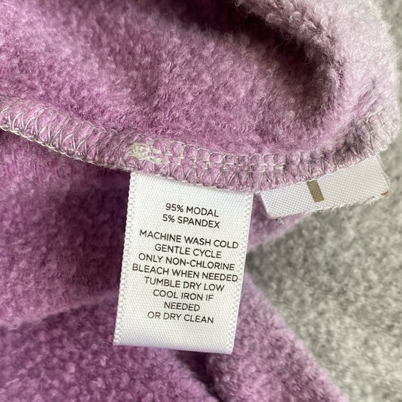 Lou & Grey Women’s Small Ombré Purple Fleece T-shirt Top - Picture 7 of 7
